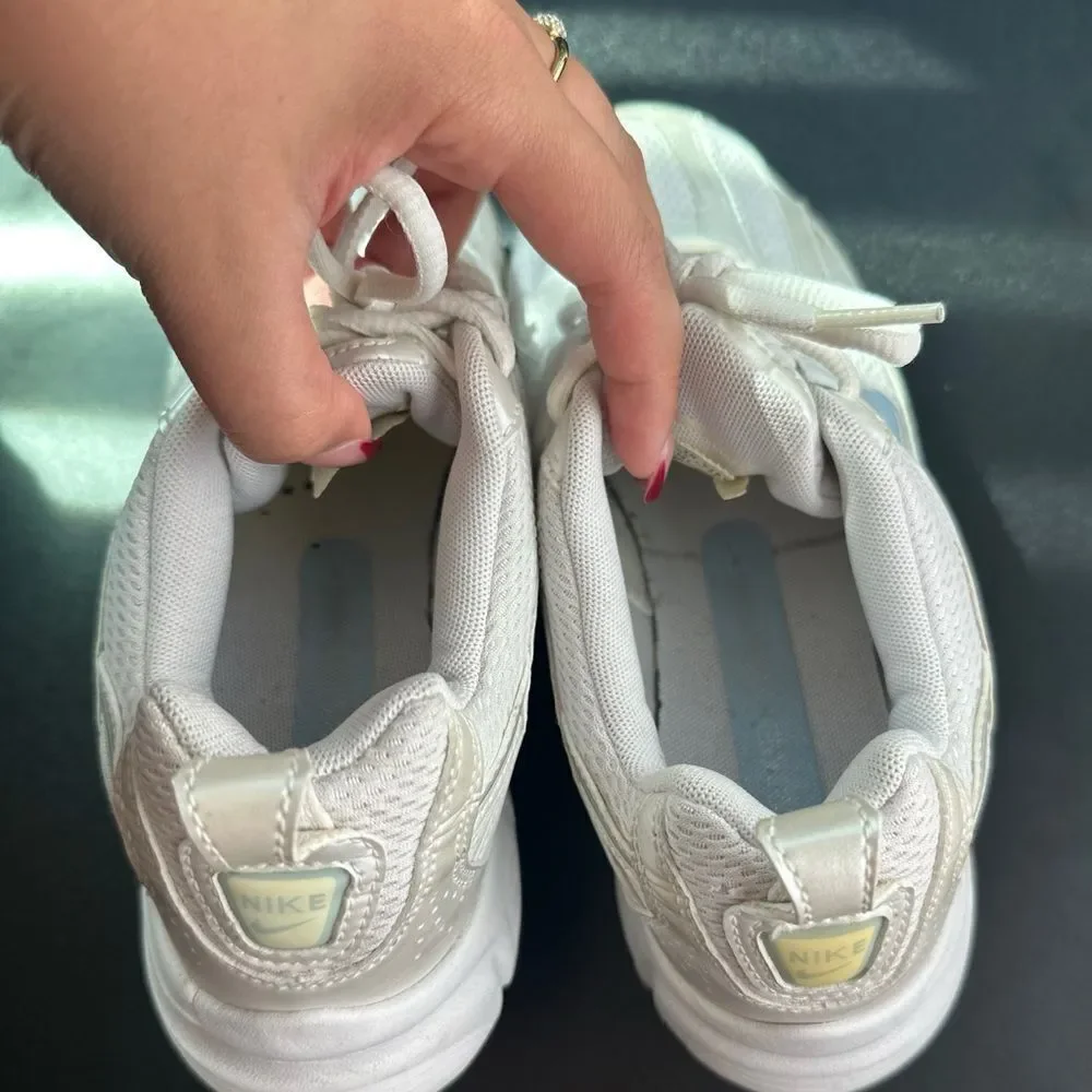 Nike White and Silver Running Shoes 7.5